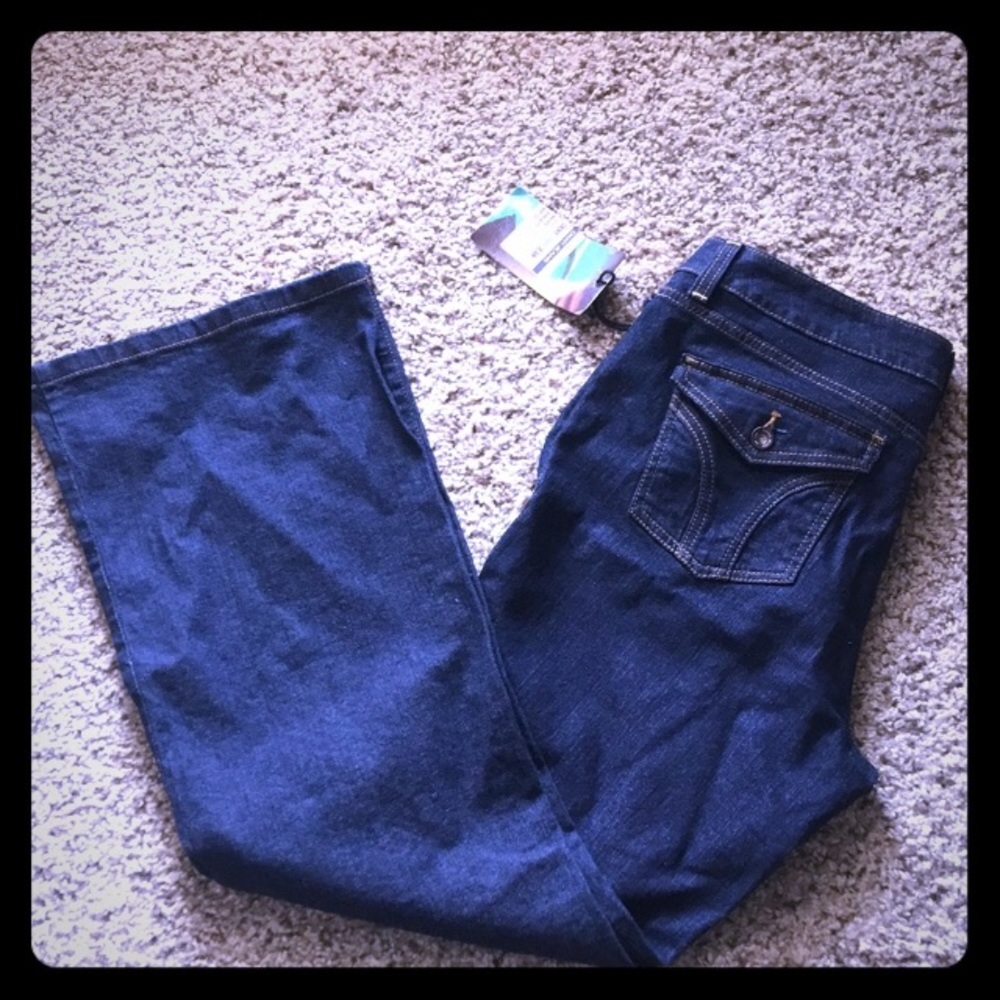 NWT DKNY SOHO Bootcut Jeans Sz 16R